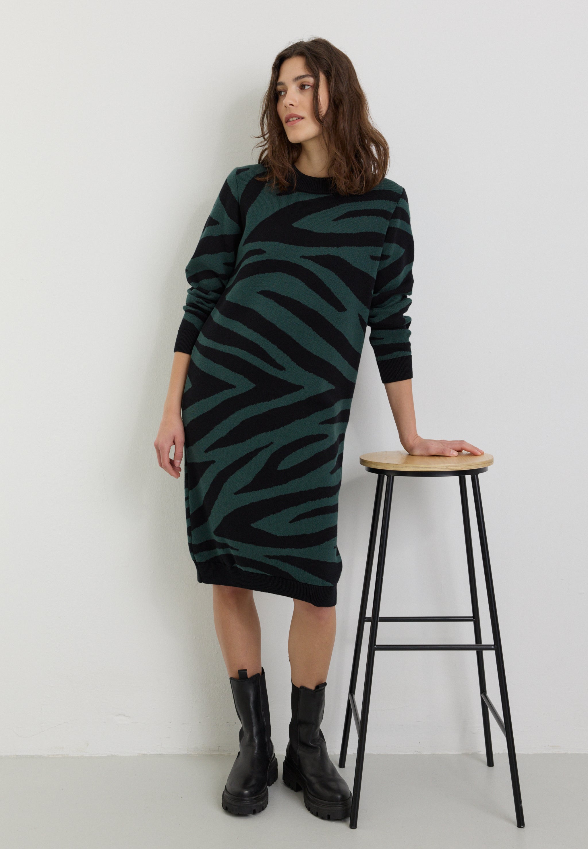 Recolution Amaranthus Zebra vestito maglia jacquard deep green