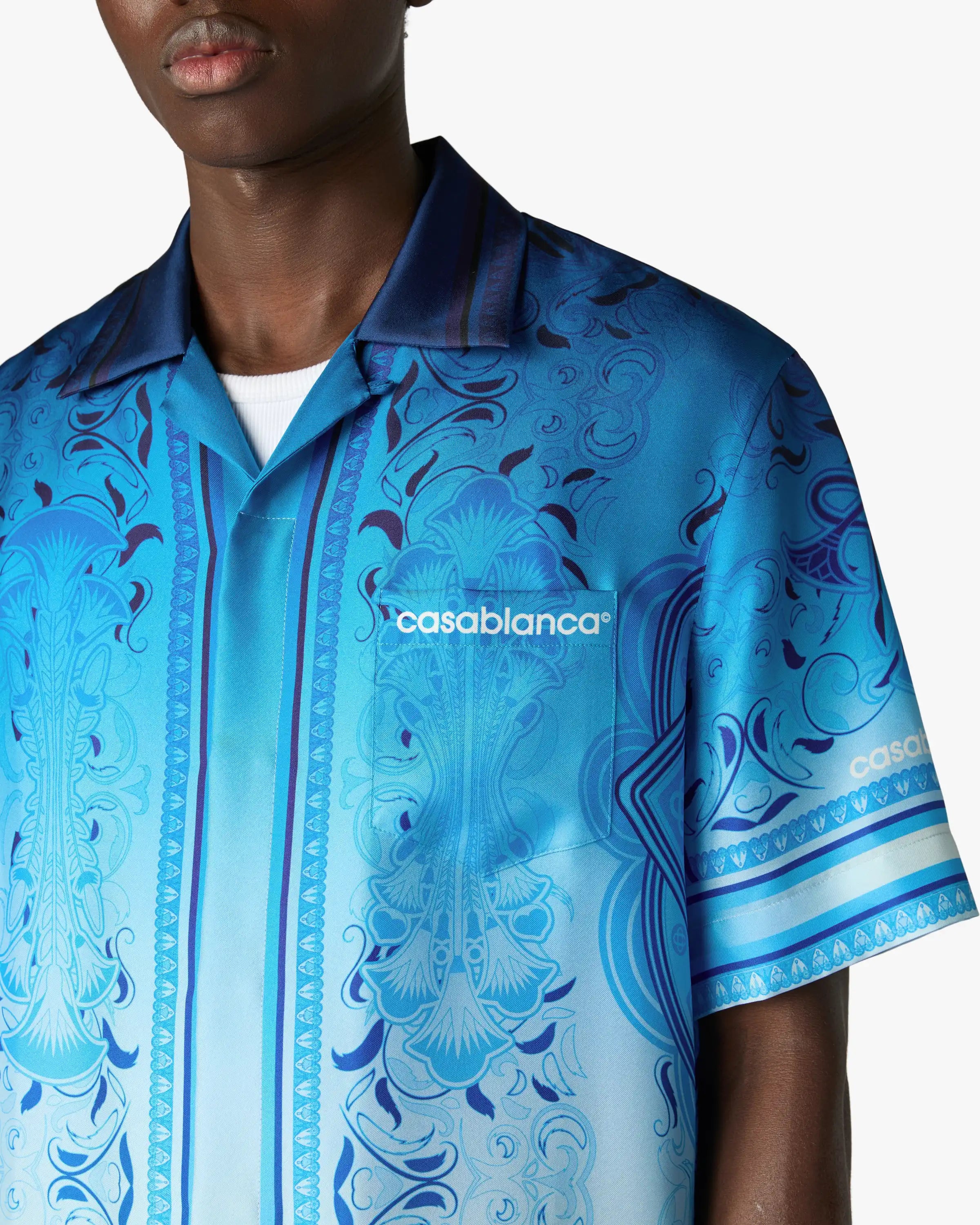 Casablanca Egyptian Rug camicia seta blu maniche corte