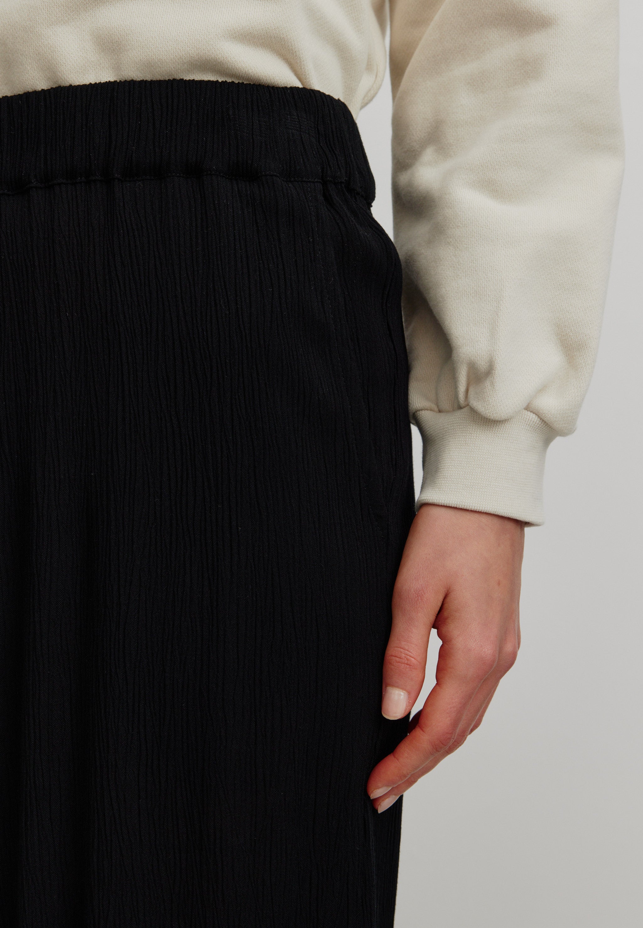 Recolution Mandevilla pantaloni 7/8 nero viscosa