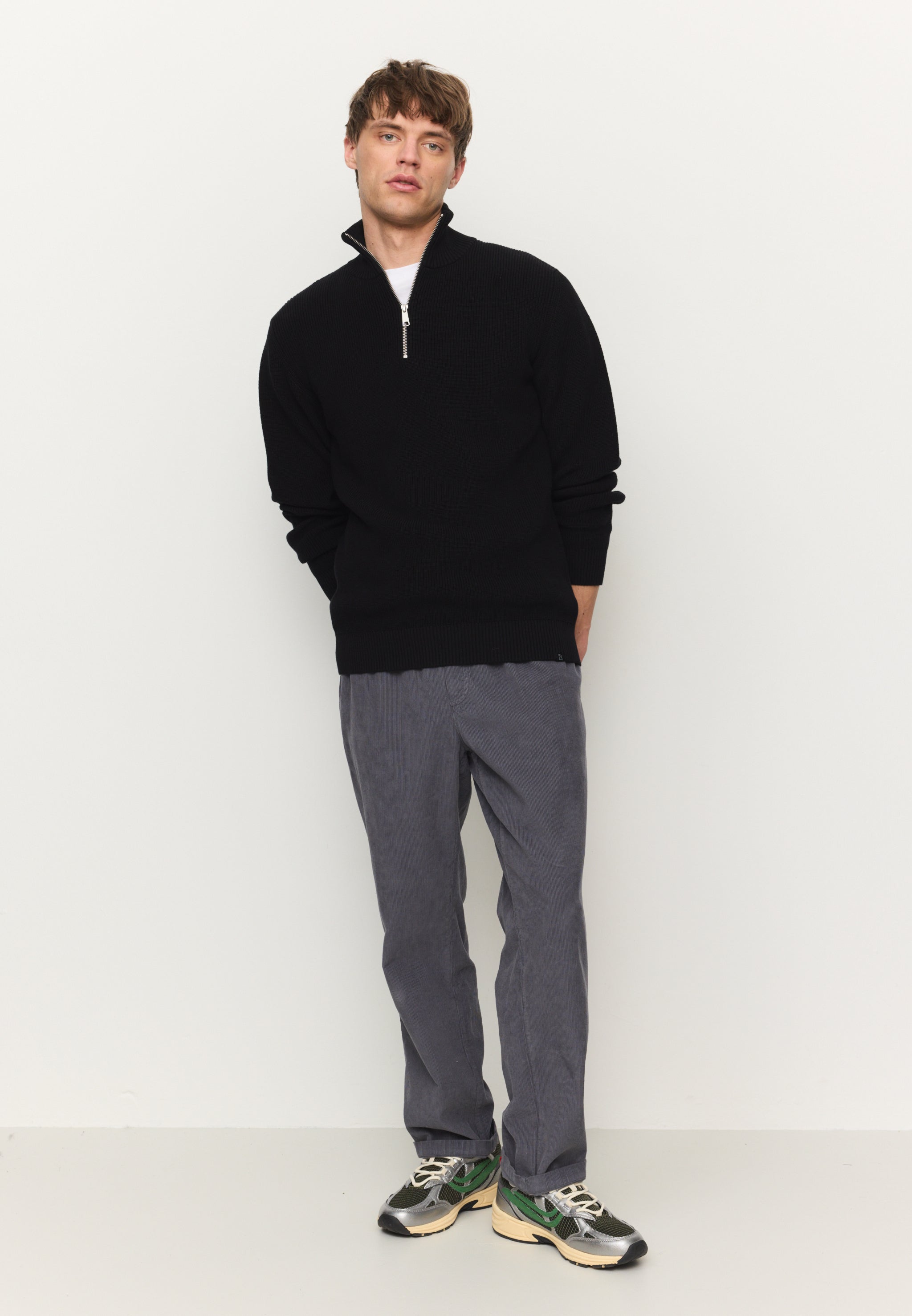 Recolution Helantium maglione nero cotone bio zip