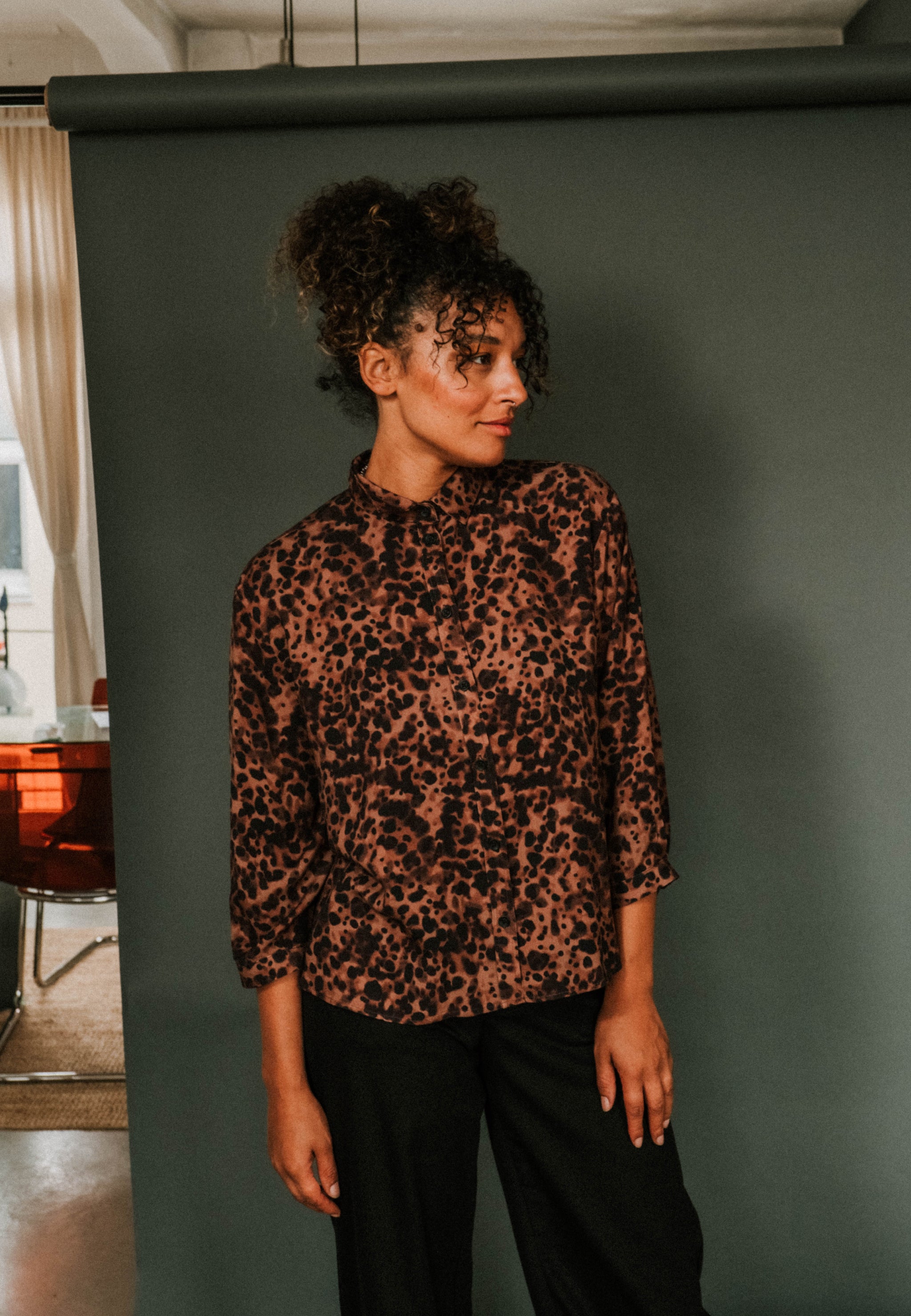 Recolution Cypress Leo camicia marrone viscosa leggera
