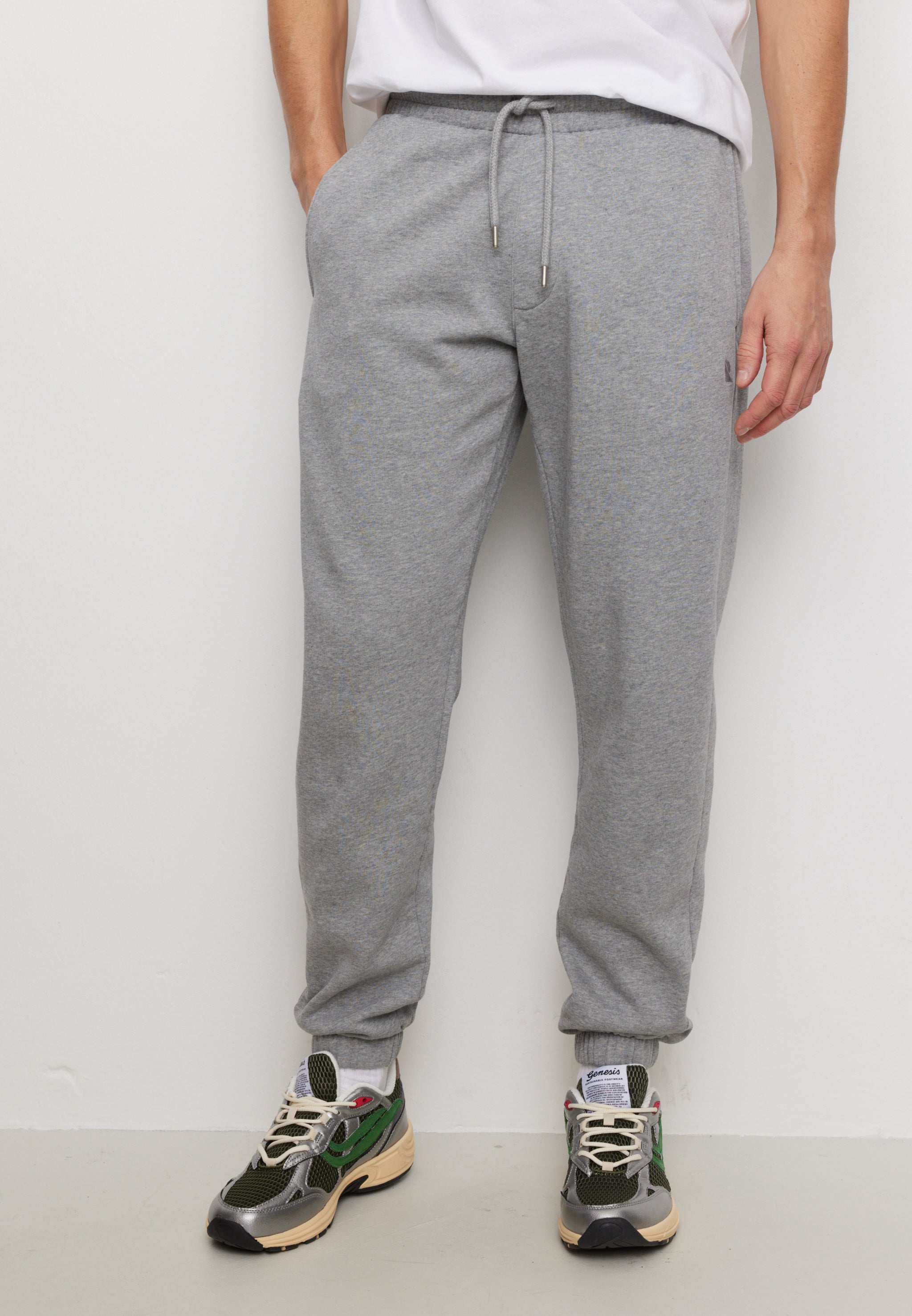 Recolution Thuja jogger cotone bio grigio comodo