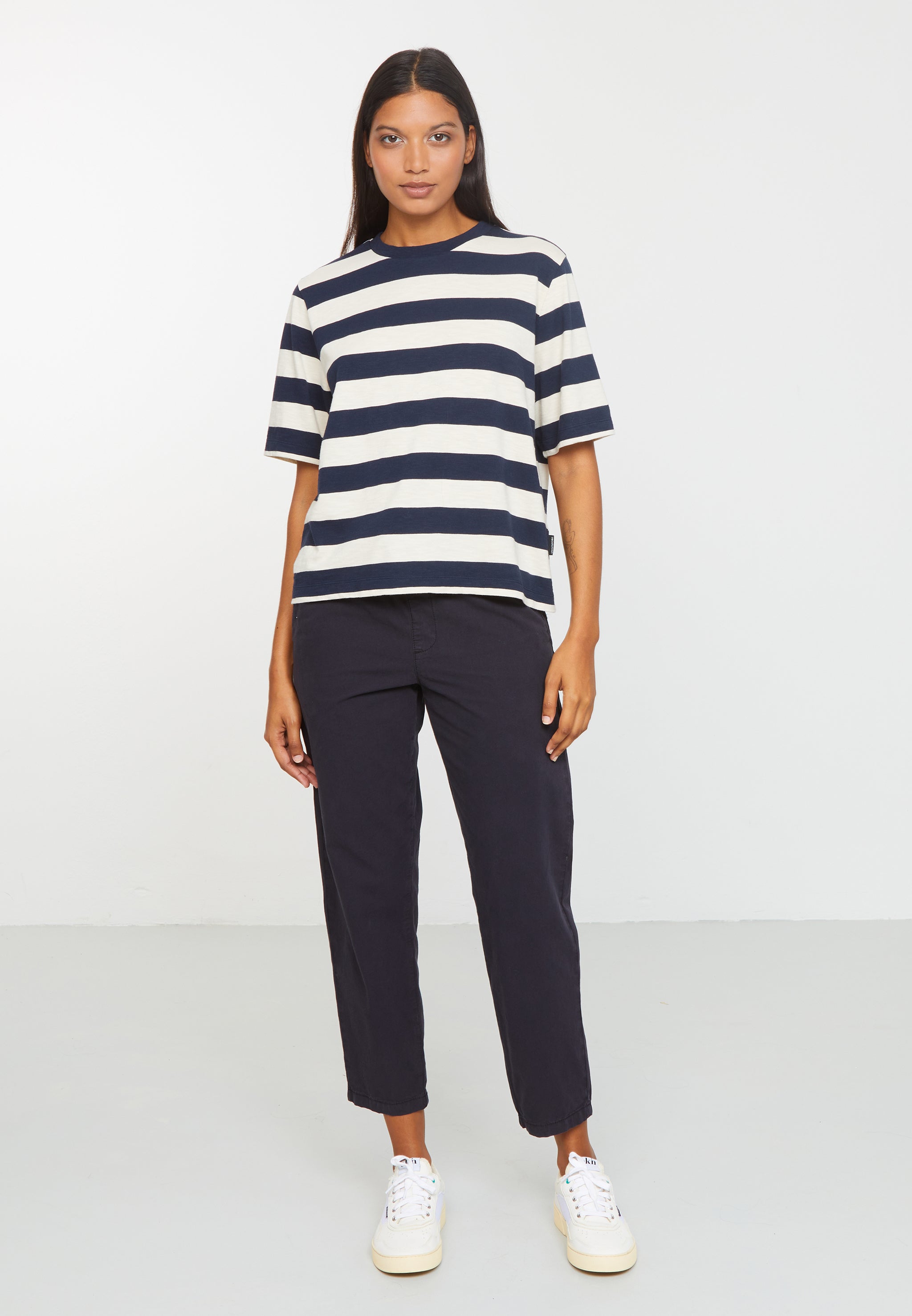 Recolution Azolla Stripes maglietta blu navy cotone bio