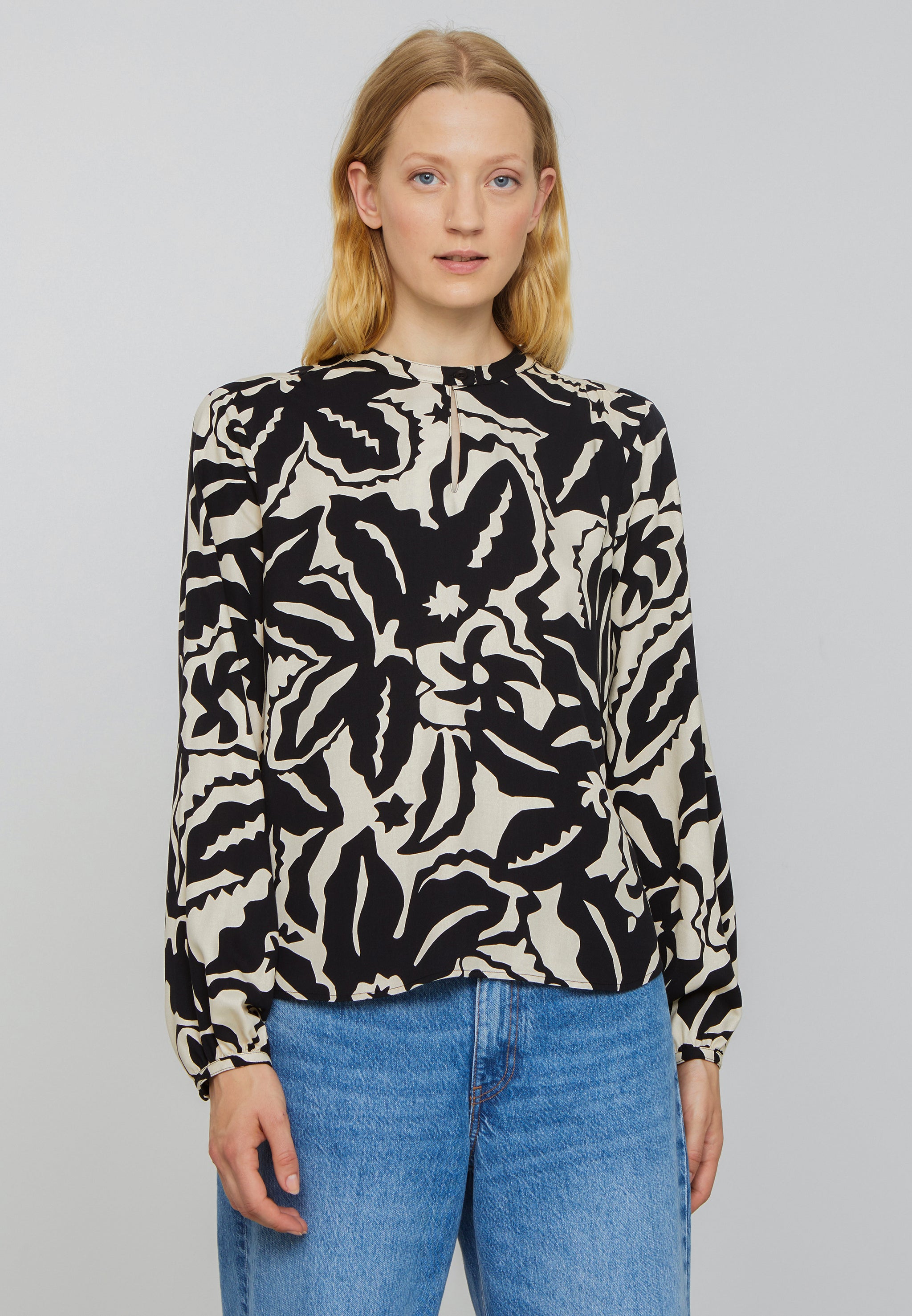 Recolution Carambola Botanical blusa donna nera