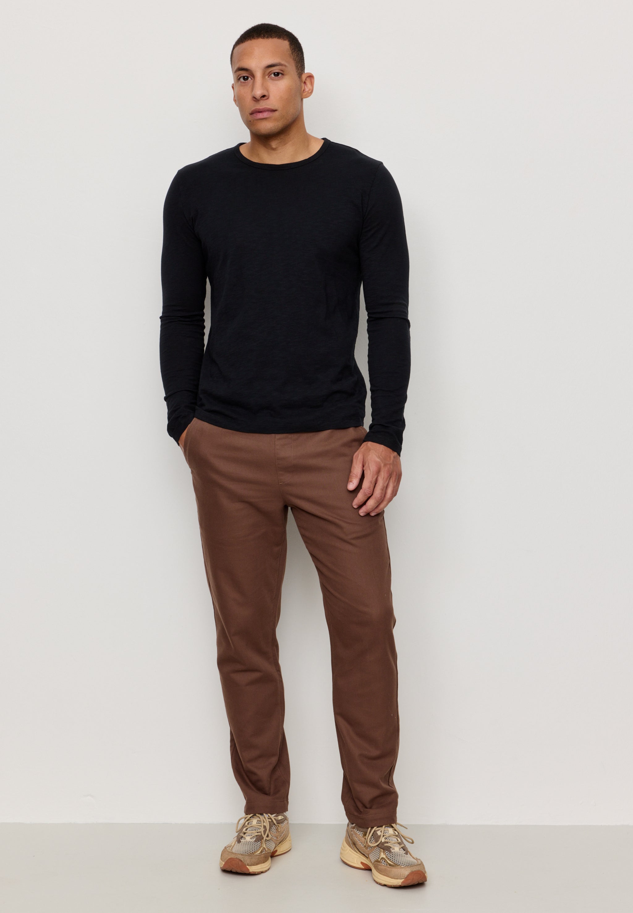 Recolution Tamarind chino uomo marrone cotone bio
