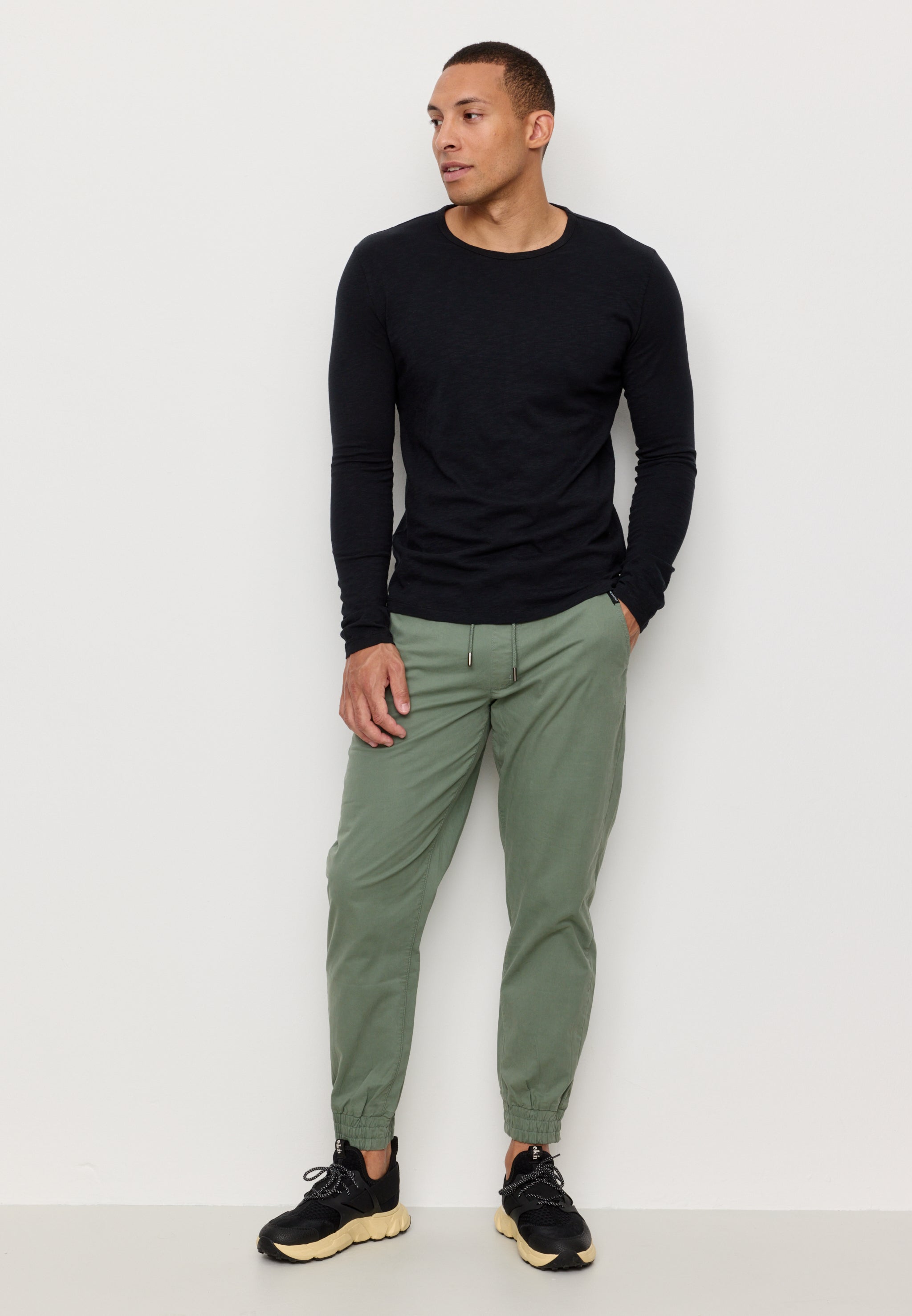 Recolution Musa pantaloni chino khaki cotone bio
