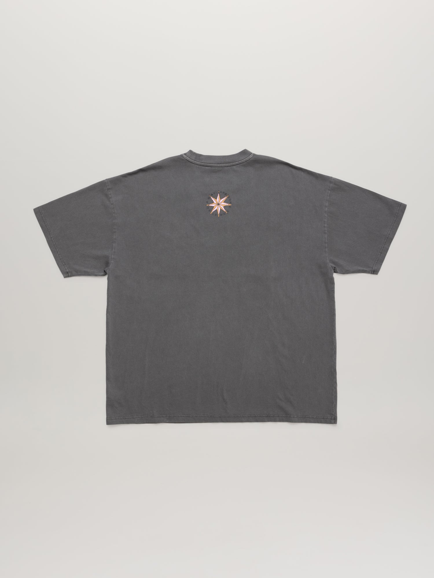 Maui and Sons Compass Pigment Wash maglietta nera cotone